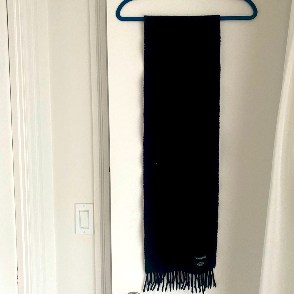 Black Wool Holt Renfrew scarf.